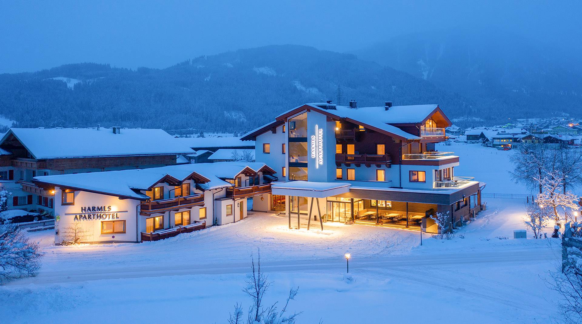 Family Hotel Harmls Aparthotel in der Flachau - Skiurlaub im Salzburger Land Harmls Aparthotel Flachau - Skiurlaub mit Kindern in Österreich